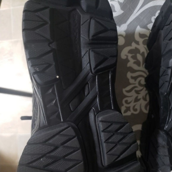 Asics black shoes - Picture 3 of 4